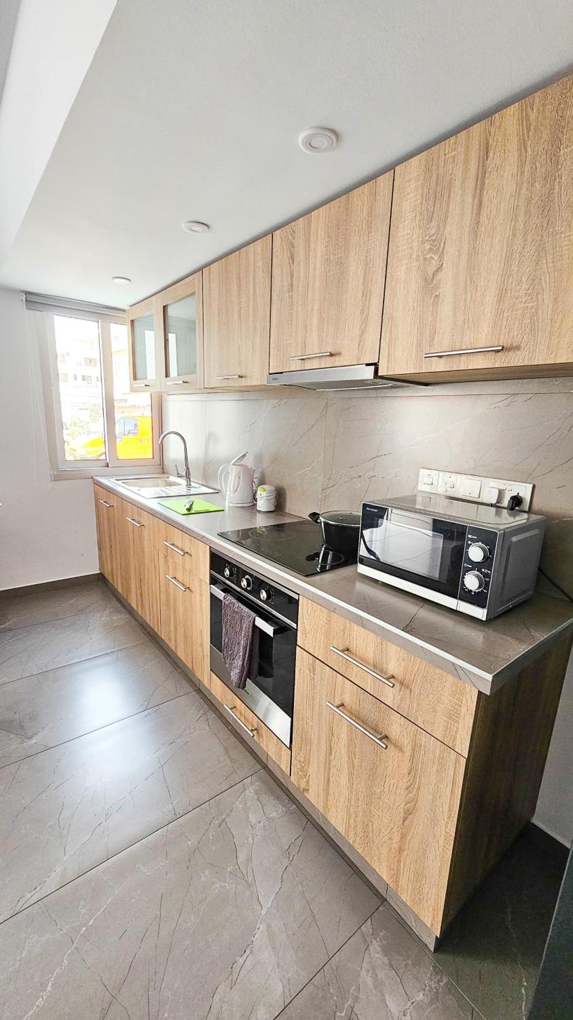 Eviathe Apartments Ларнака Екстериор снимка