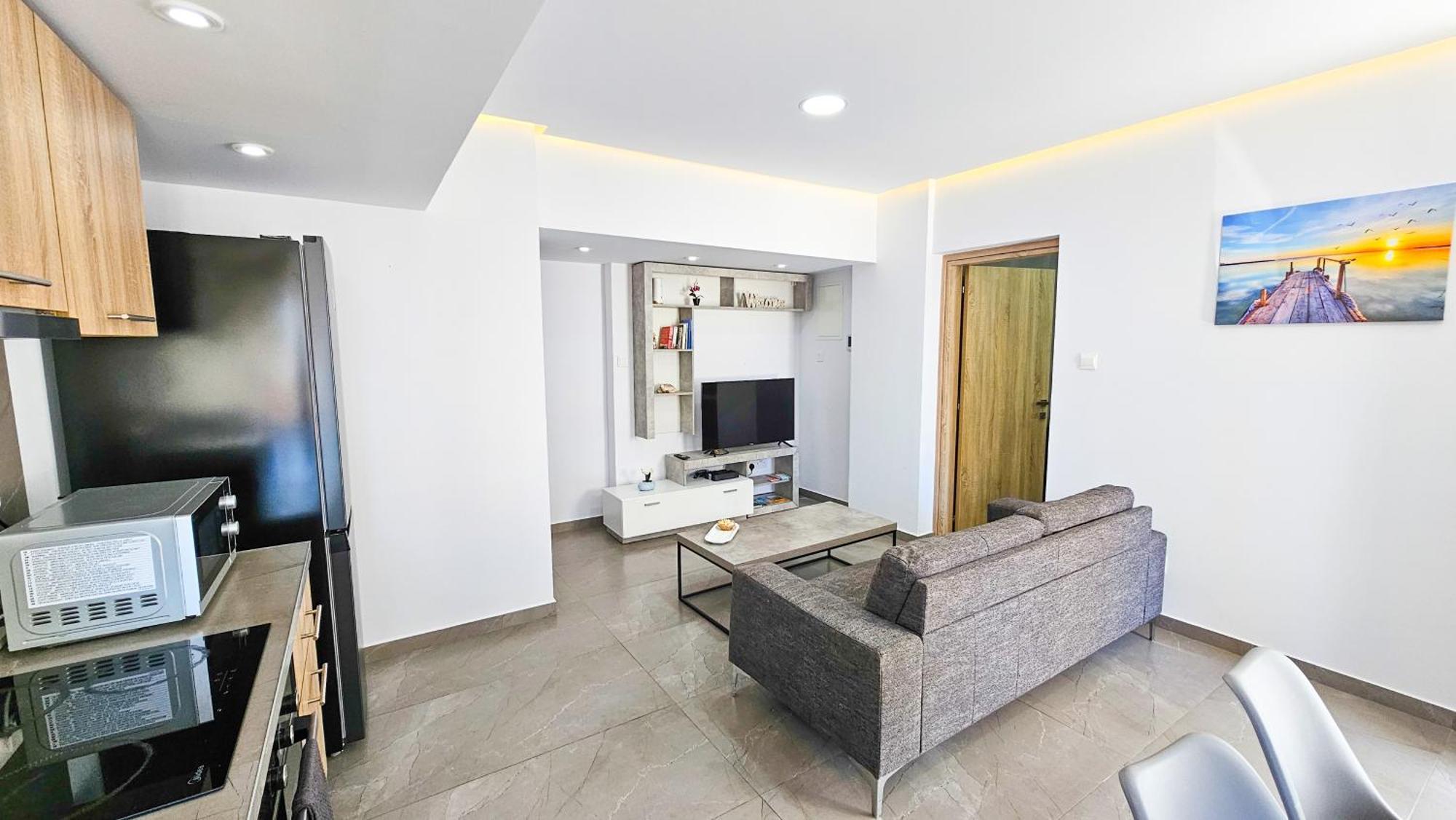 Eviathe Apartments Ларнака Екстериор снимка
